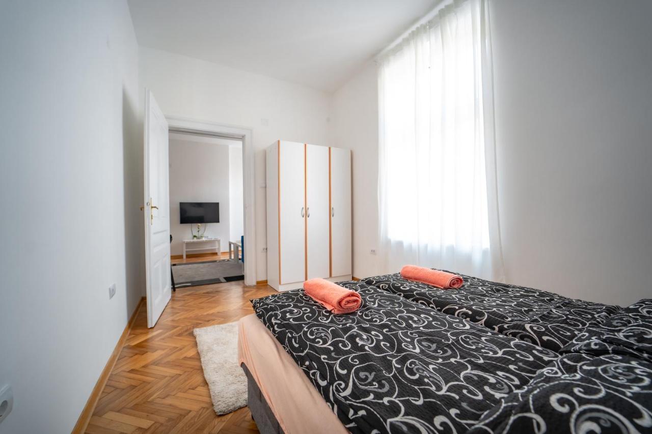 Botanical9, Belgrade Centre, 2 Bedroom Apartment ภายนอก รูปภาพ