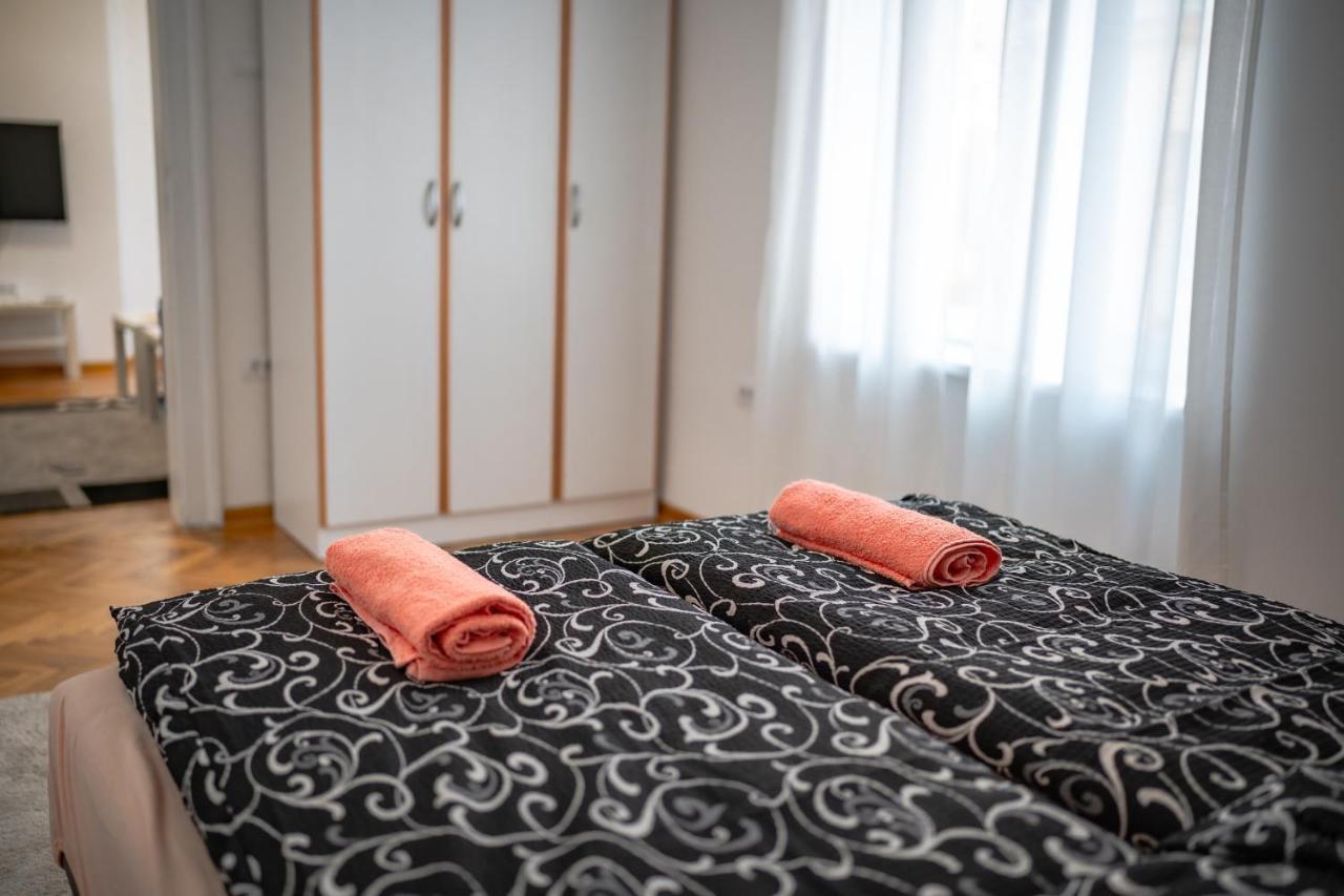 Botanical9, Belgrade Centre, 2 Bedroom Apartment ภายนอก รูปภาพ